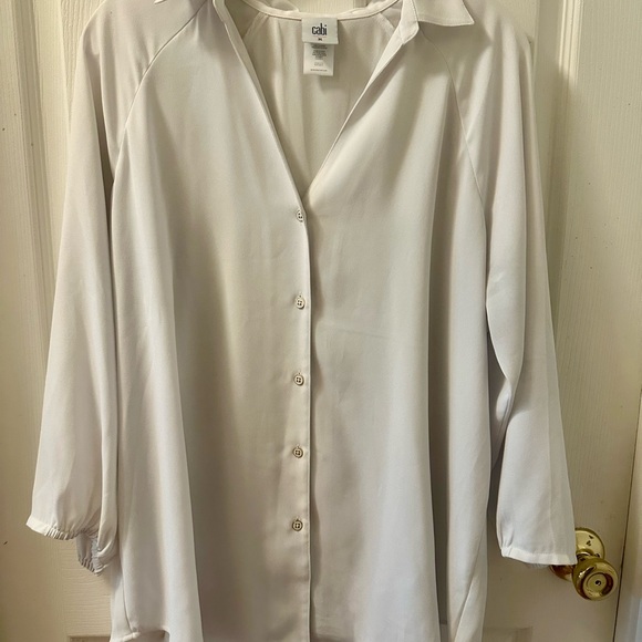 CAbi Ideal Button Up Cream blouse - Picture 1 of 5